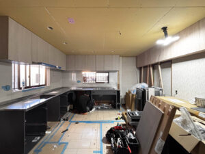 京田辺市　キッチンリフォーム　施行中