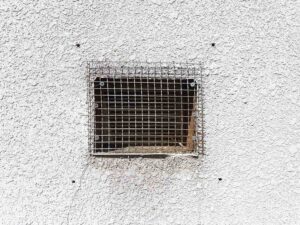 城陽市　換気カバーリフォーム　施行中